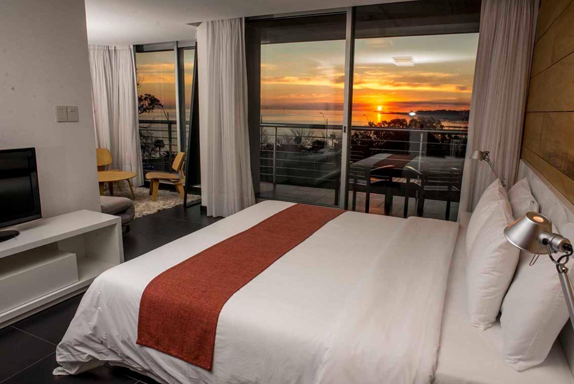 Costa Colonia - Riverside Boutique Hotel コロニア・デル・サクラメント エクステリア 写真