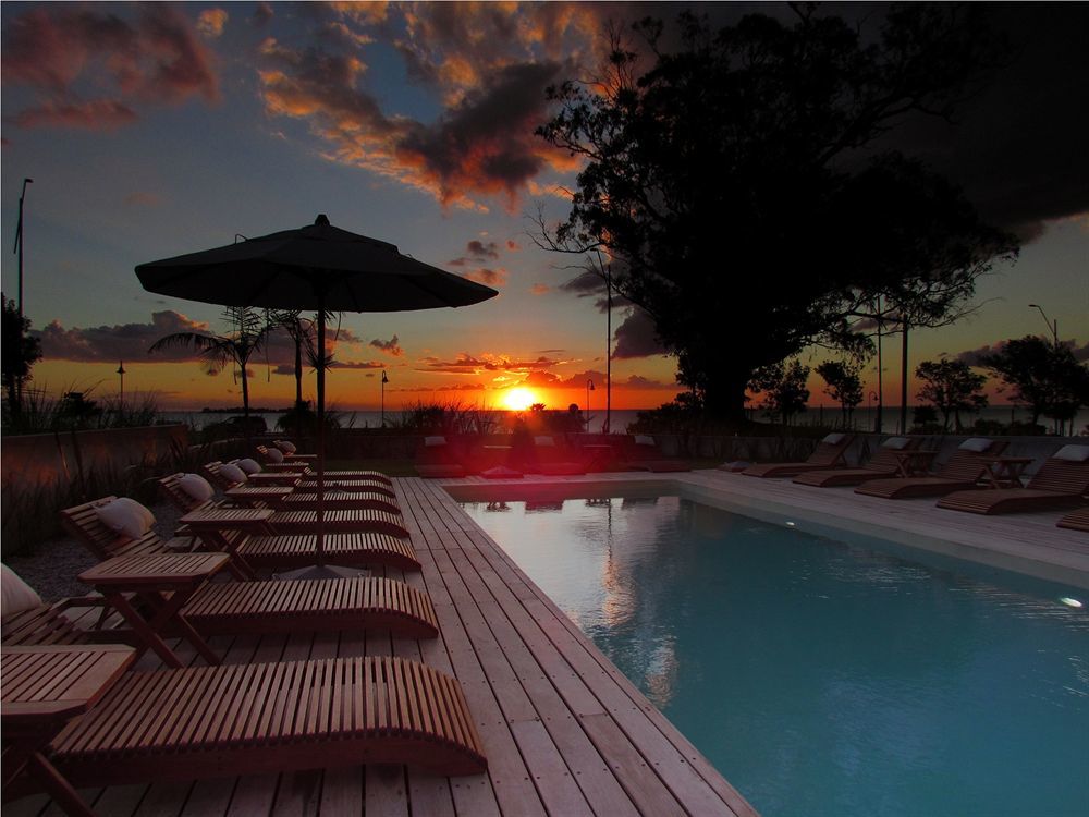 Costa Colonia - Riverside Boutique Hotel コロニア・デル・サクラメント エクステリア 写真