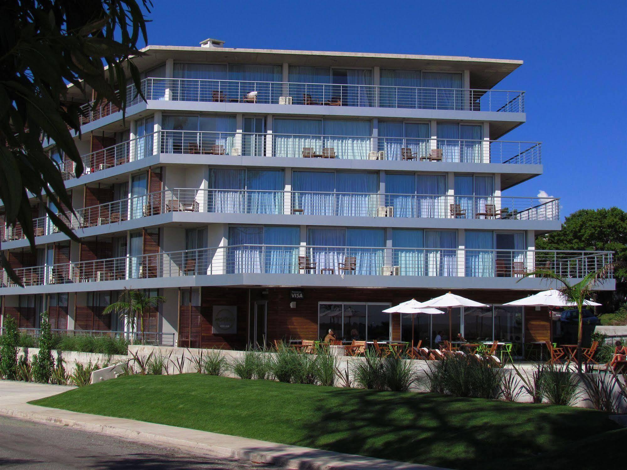 Costa Colonia - Riverside Boutique Hotel コロニア・デル・サクラメント エクステリア 写真